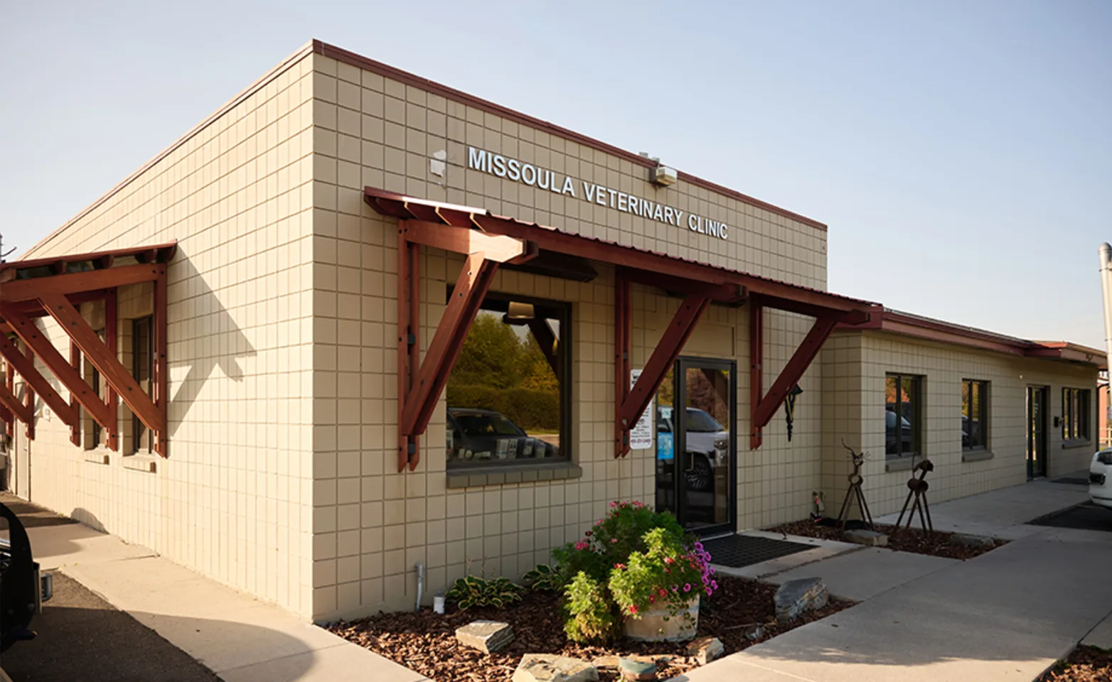 Missoula Veterinary Clinic's Front Building